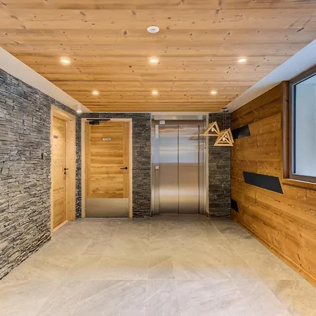 White Pearl A02, Alpes Agency, Central Chamonix, Sleeps 4 * Chamonix Mont Blanc