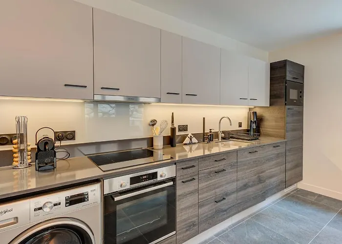 Apartamento White Pearl A02, Alpes Agency, Central Chamonix, Sleeps 4 *