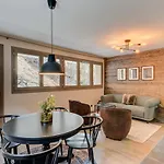 Lägenhet White Pearl A02, Alpes Agency, Chamonix, Sleeps 4