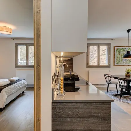 Apartamento White Pearl A02, Alpes Agency, Chamonix, Sleeps 4 *
