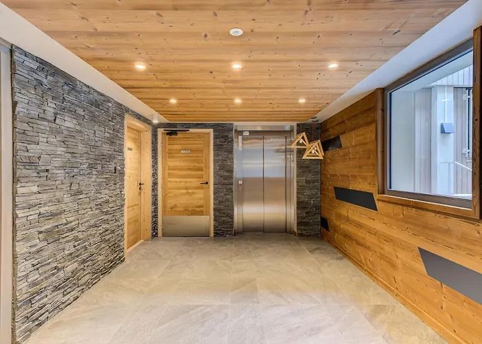 White Pearl A02, Alpes Agency, Chamonix, Sleeps 4 * Chamonix