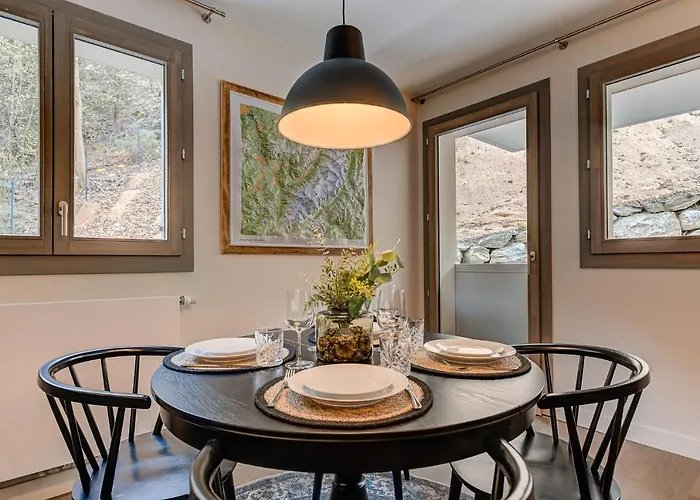 Apartment White Pearl A02, Alpes Agency, Chamonix, Sleeps 4 *