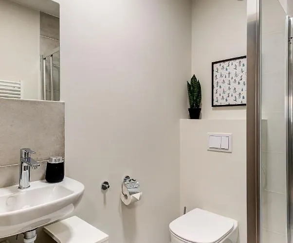 White Pearl A02, Alpes Agency, Chamonix, Sleeps 4 *